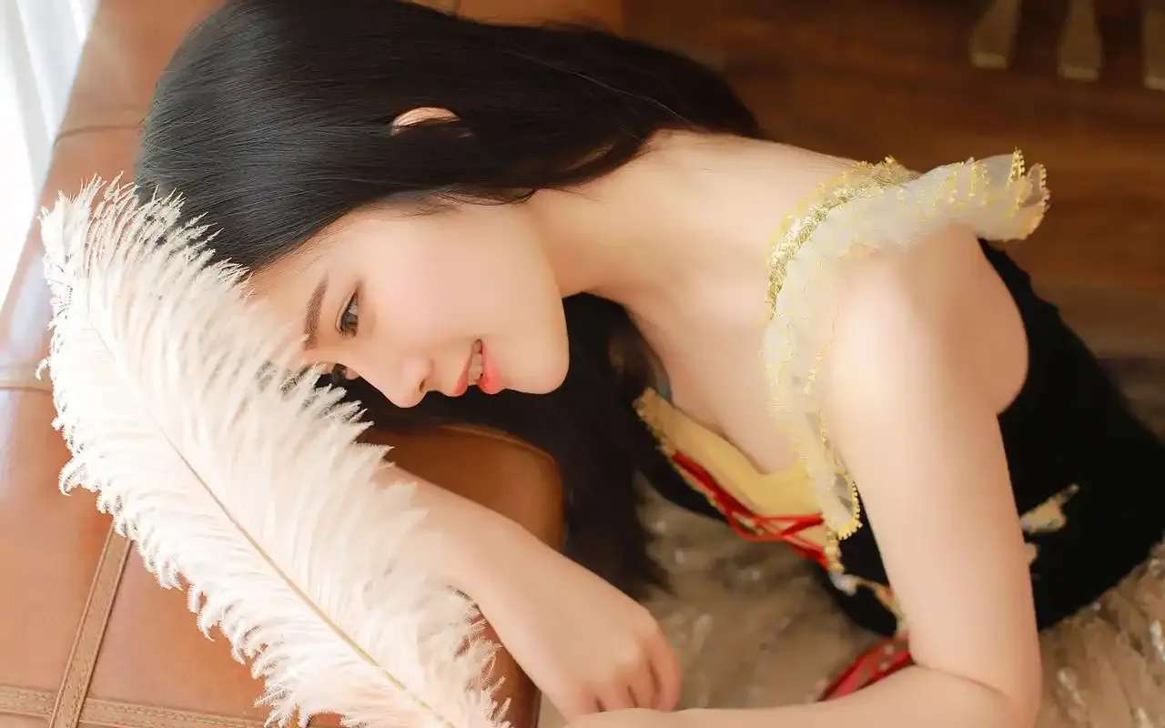 yr47.tv伊人直播互动画面截图